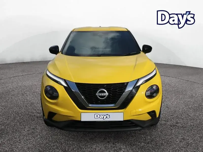 Used Nissan Juke N-Connecta 2024 Yellow SUV