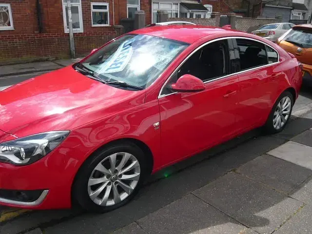 Used Vauxhall Insignia Elite 2016 Red Hatchback
