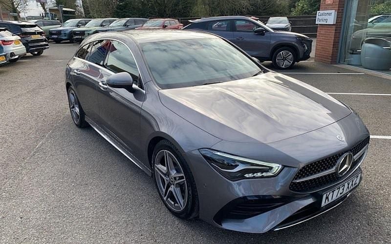 Used Mercedes CLA200 Shooting Brake Executive 163 HP (119 kW) 2025 Estate