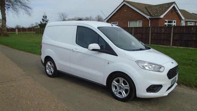 Used Ford Transit Limited 100 HP (73 kW) 2020 White Van