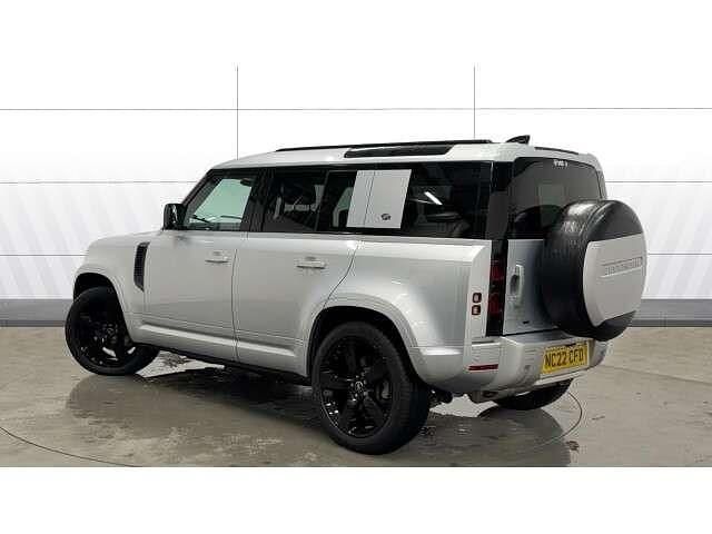 Usado Land Rover Defender 394 HP (289 kW) 2022 Prateado SUV