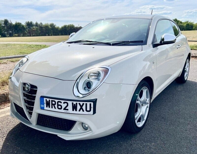 White Used 2012 Alfa Romeo MiTo Distinctive Hatchback | £3,995 - Image 1/4