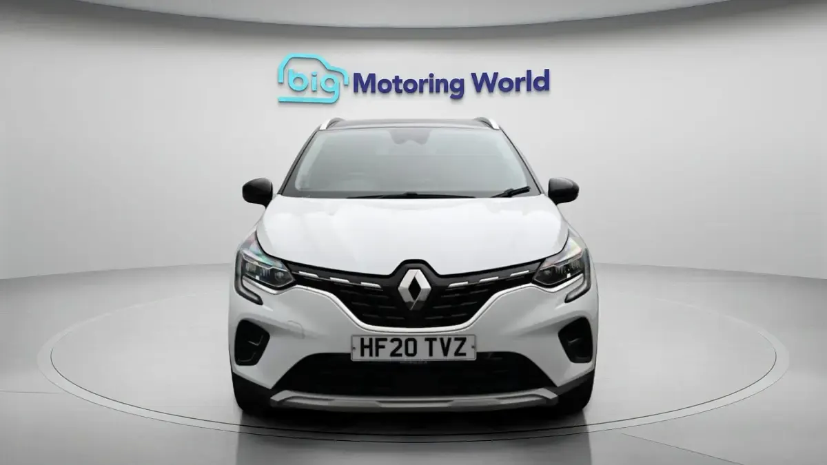 Used Renault Captur Version S 100 HP (73 kW) 2020 White/black SUV