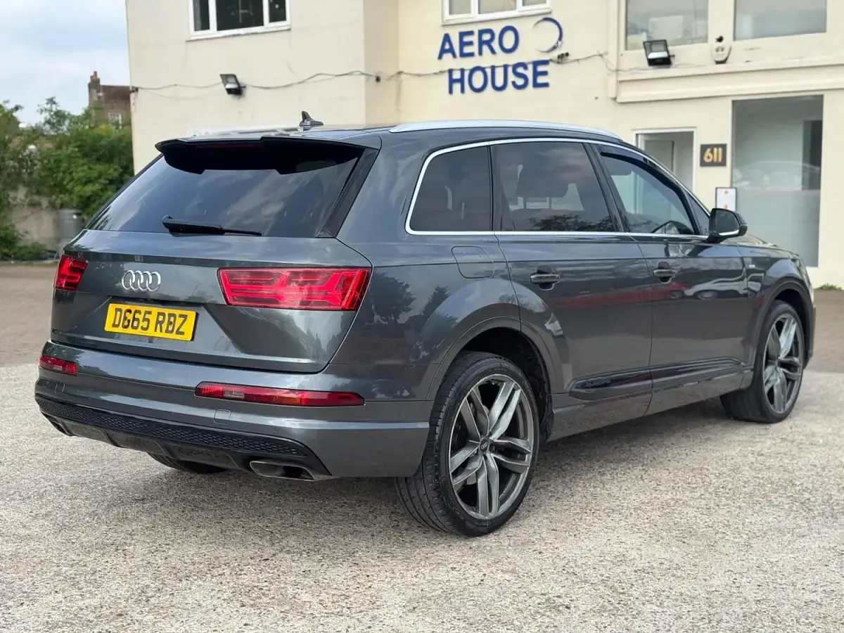 Used Audi Q7 S-Line 2015 Grey SUV