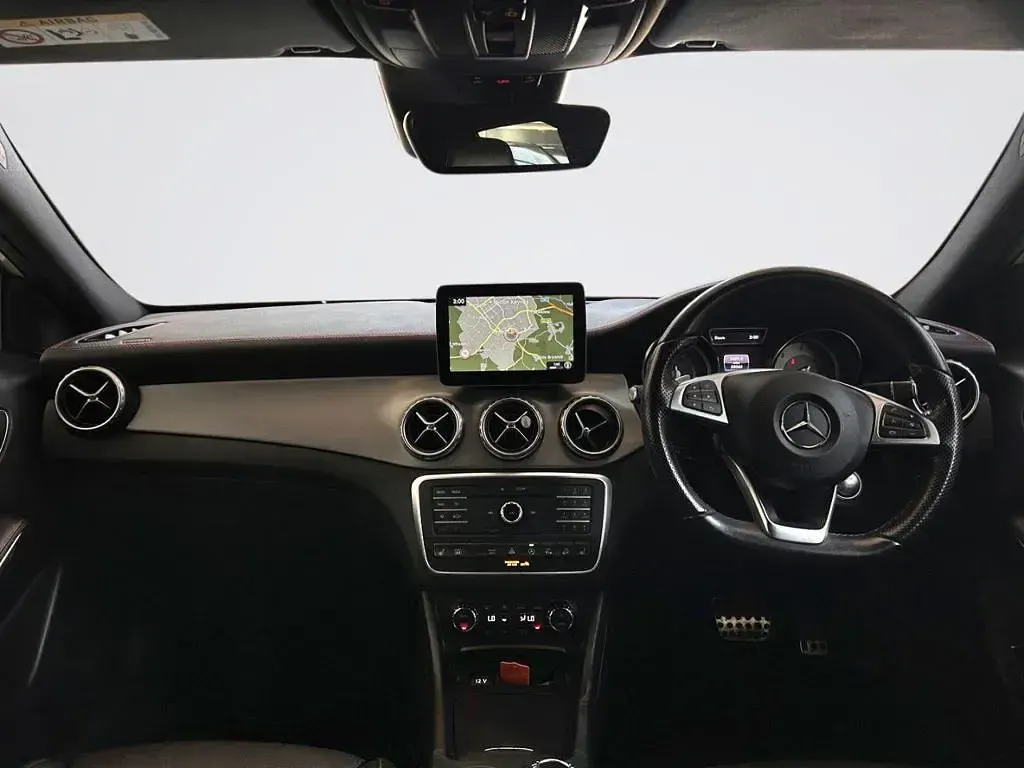 Used Mercedes GLA220 AMG line 177 HP (130 kW) 2016 White SUV