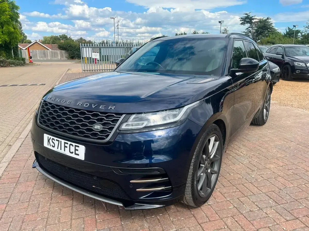 Used Land Rover Range Rover Velar HSE Dynamic 250 HP (183 kW) 2021 Blue SUV