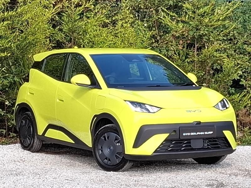 New BYD Dolphin Surf Active 64 kW (88 HP) 2026 Yellow Hatchback