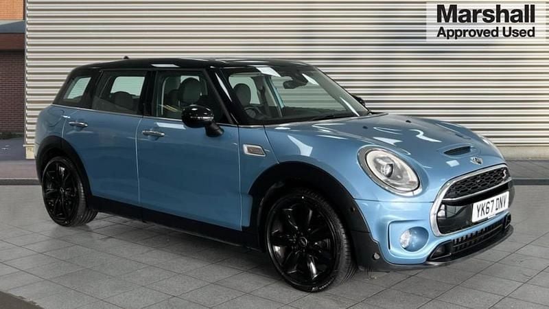 Digital blue metalic paint Used 2017 Mini Cooper S Clubman Estate | £13,897 (Good price) - Image 1/4