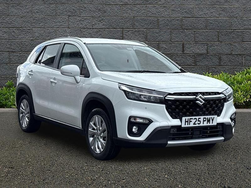 White Used 2025 Suzuki SX4 S-Cross Hatchback | £21,995 (Expensive) - Image 1/4