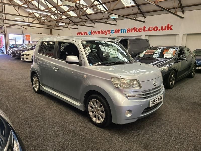Used Daihatsu Materia 2008 Silver MPV