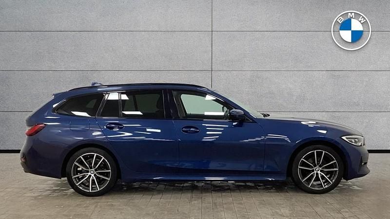 Used BMW 320 Sport Line 181 HP (133 kW) 2021 Blue Estate