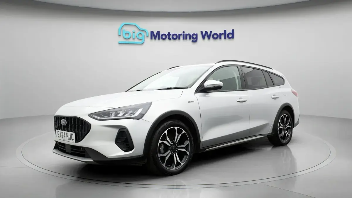 Used Ford Focus Active X 155 HP (114 kW) 2023 Silver Estate