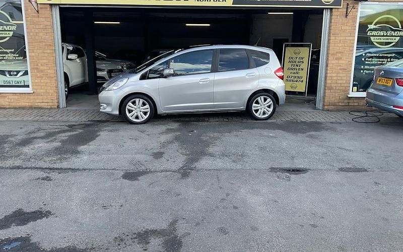 Used Honda Jazz EX 99 HP (72 kW) 2015 Hatchback