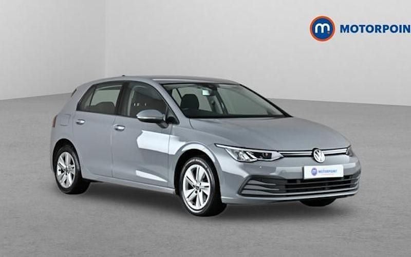 Second-hand VW Golf VIII Life 110 CP (80 kW) 2023 Hatchback