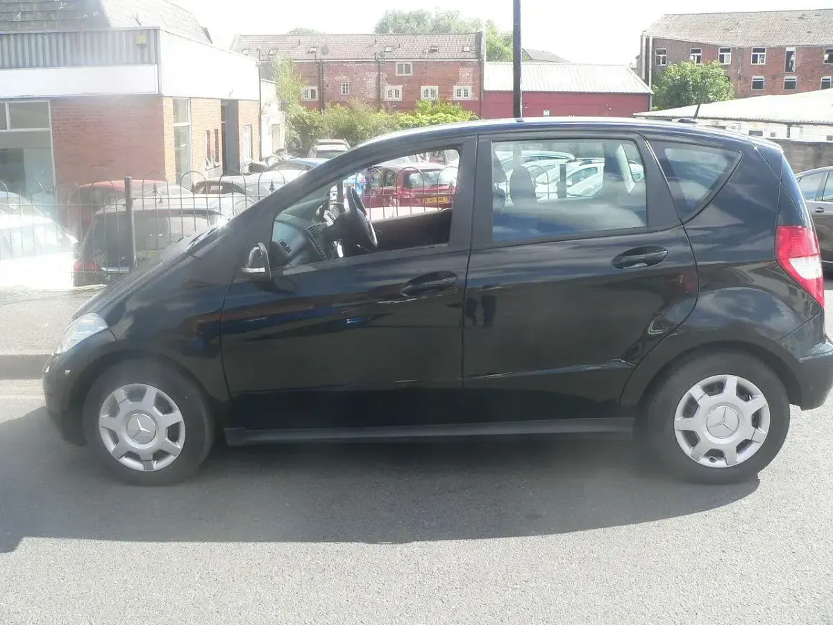 Used Mercedes A160 Classic 2009 Black Hatchback