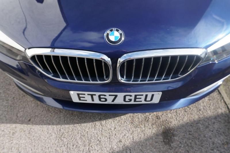 Used BMW 520 Comfort Edition 2018 Blue Sedan