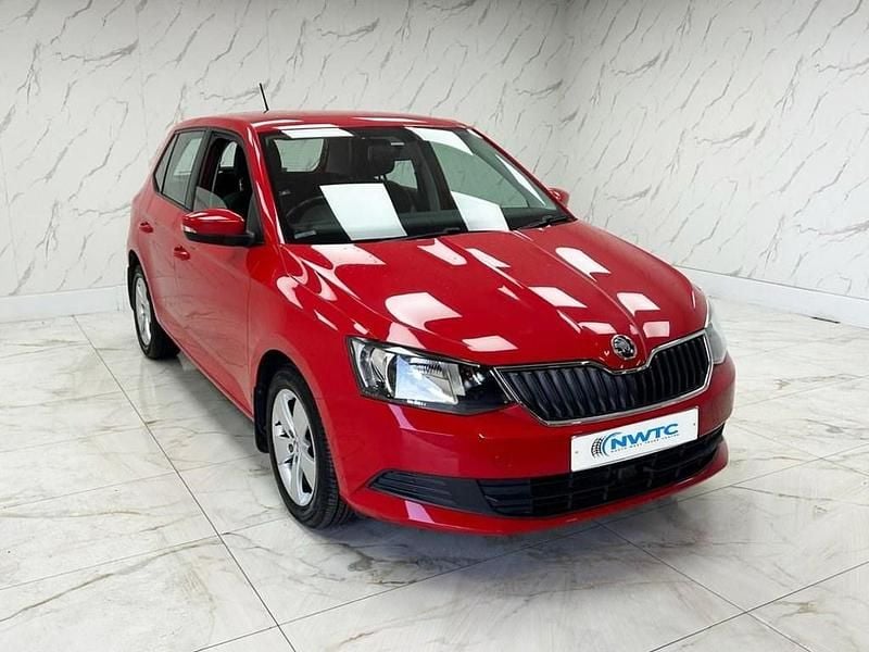Used Skoda Fabia SE 95 HP (69 kW) 2017 Red Hatchback