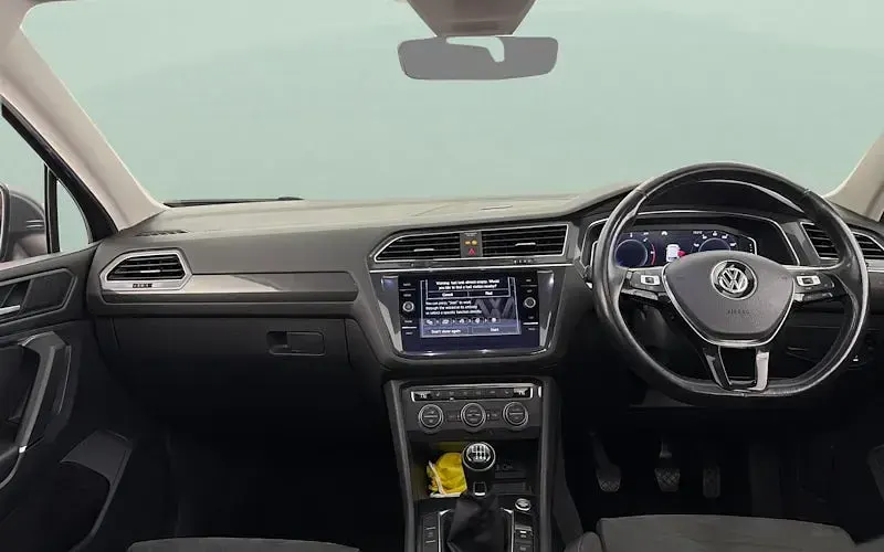 Używany VW Tiguan Allspace SEL 150 KM (110 kW) 2020 Szary SUV