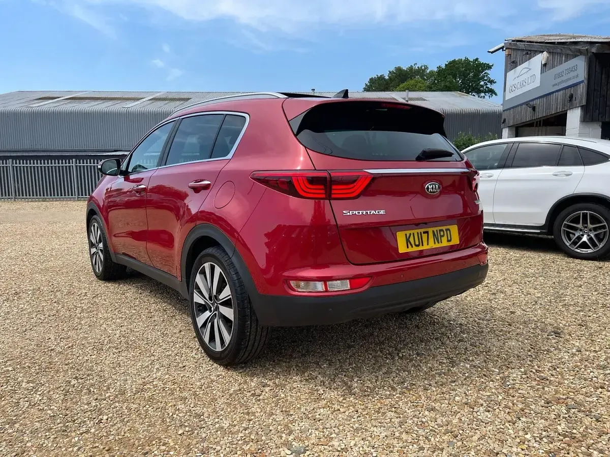 Used Kia Sportage 139 HP (102 kW) 2017 Red SUV