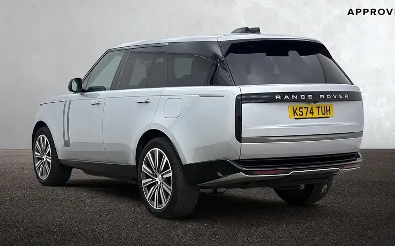 Used Land Rover Range Rover HSE 460 HP (338 kW) 2026 SUV
