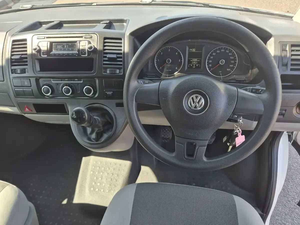 Used VW T5 102 HP (75 kW) 2014 White Van