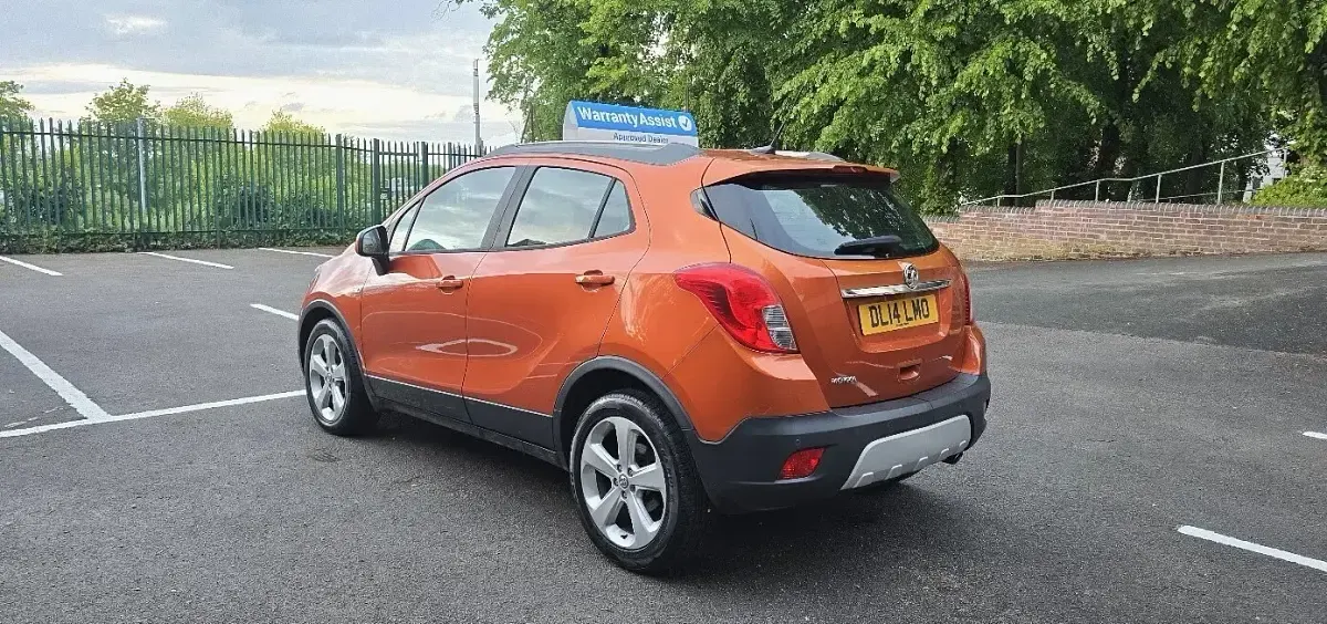 Used Vauxhall Mokka 115 HP (84 kW) 2014 Orange SUV