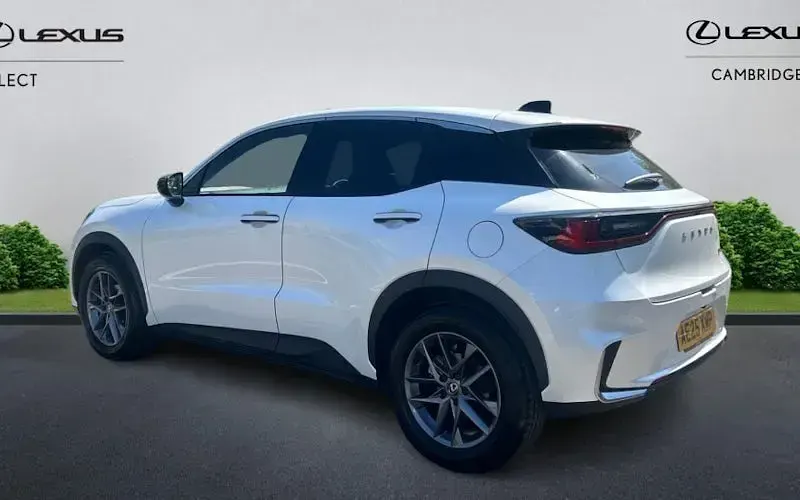 Used Lexus LBX 136 HP (100 kW) 2026 SUV