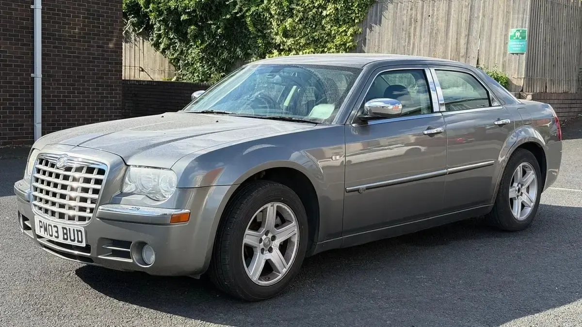 Used Chrysler 300C 2009 Grey Sedan