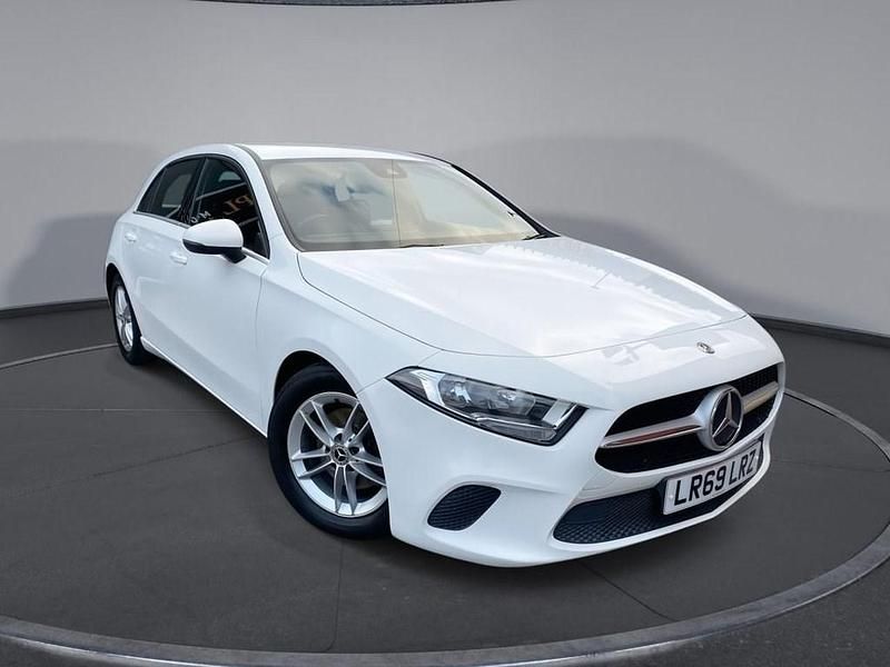 White Used 2019 Mercedes A180 SE Hatchback | £12,799 (Good price) - Image 1/4