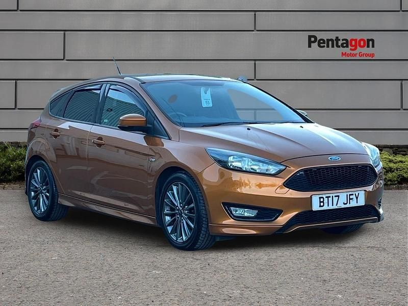 Orange Used 2017 Ford Focus ST-Line Hatchback | £6,995 (Good price) - Image 1/4