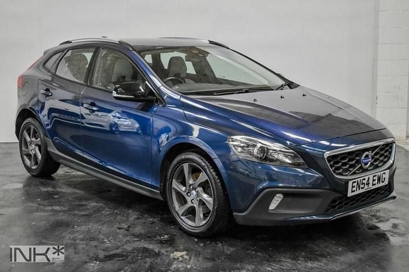 Blue Used 2015 Volvo V40 CC Estate | £7,495 (Fair price) - Image 1/1