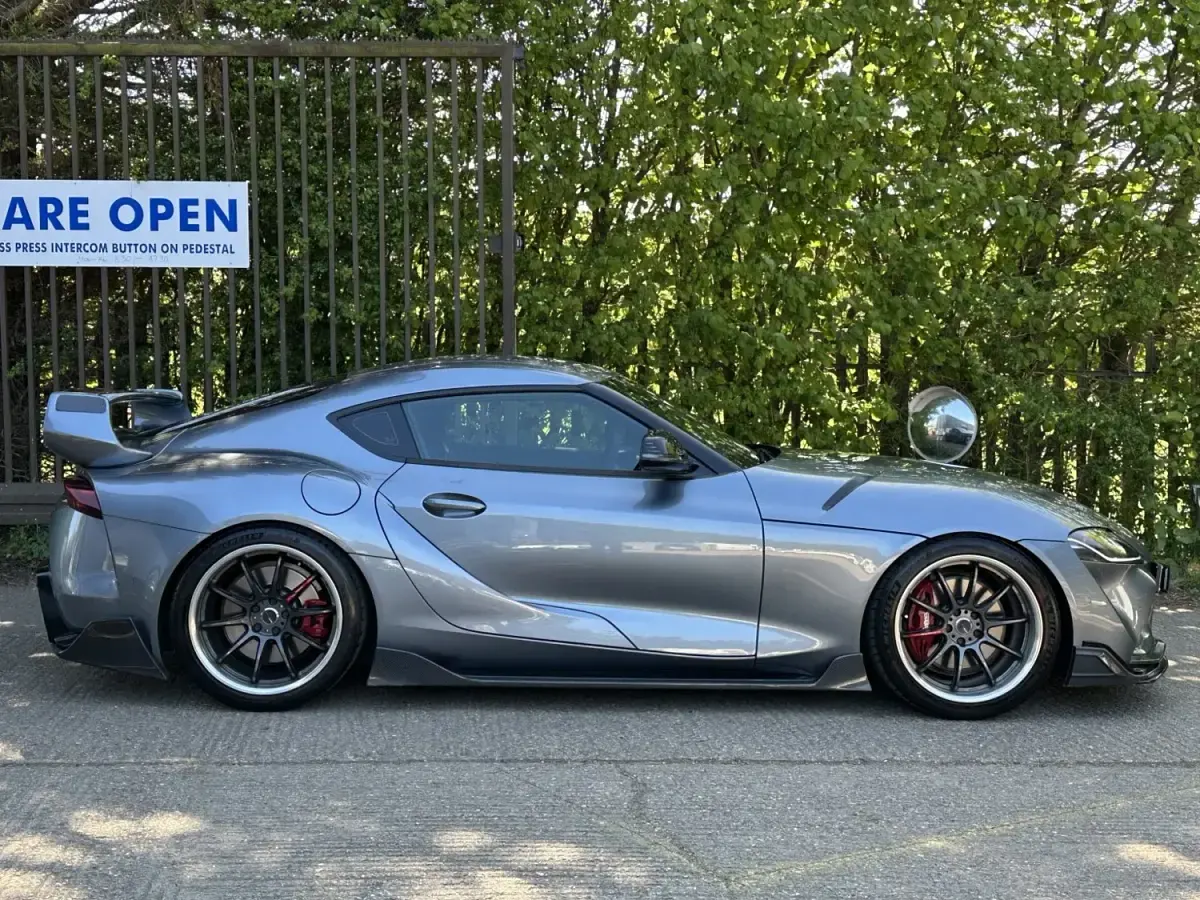 Usado Toyota Supra 506 HP (372 kW) 2020 Cinzento Coupé