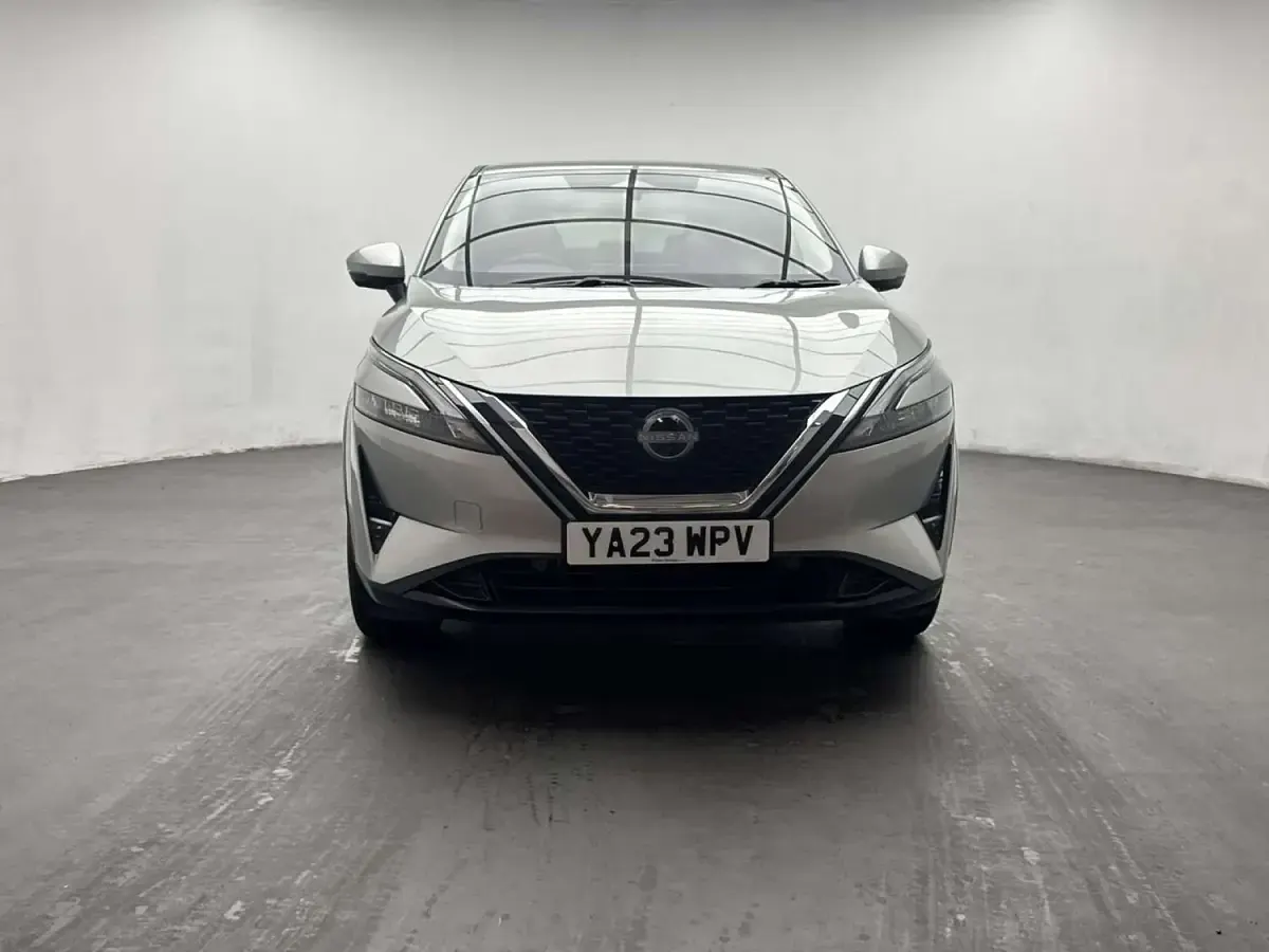 Used Nissan Qashqai N-Connecta 138 HP (101 kW) 2023 Silver SUV