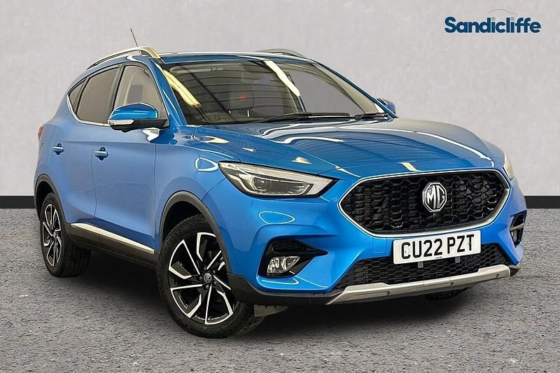 Used MG ZS Exclusive 106 HP (77 kW) 2022 Metallic  battersea blue SUV