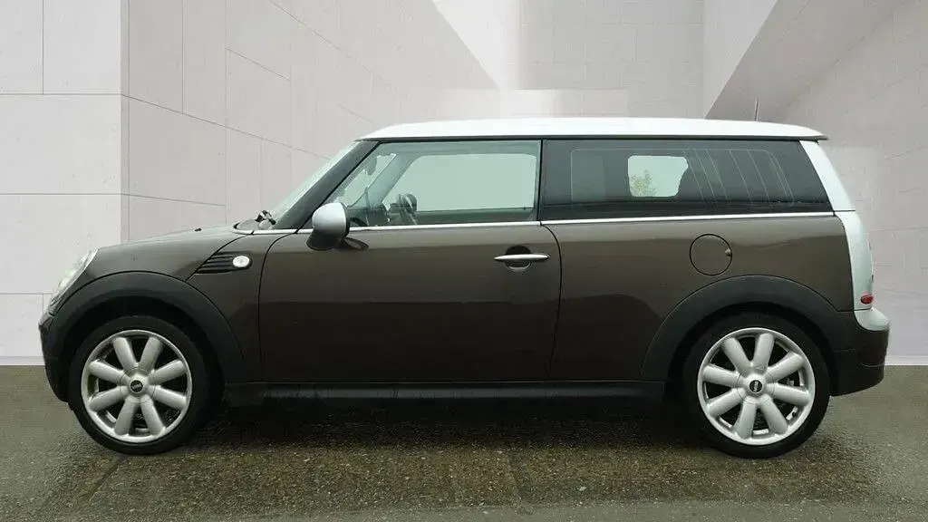 Usado Mini Cooper Clubman 2007 Marrón Familiar