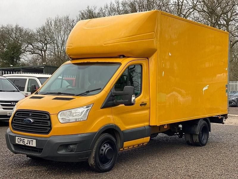 Used Ford Transit 155 HP (114 kW) 2016 Yellow Cabriolet