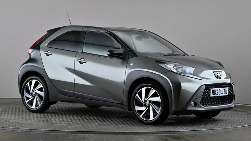 Green Used 2023 Toyota Aygo Hatchback | £12,148 (Fair price) - Image 1/4