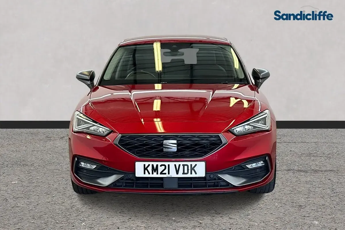 Used Seat Leon FR 110 HP (80 kW) 2023 Red Hatchback