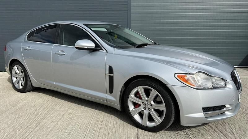 Used Jaguar XF Luxury 2010 Silver Sedan