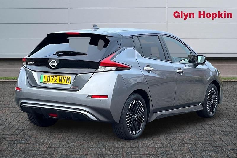Used Nissan Leaf N-Connecta 110 kW (150 HP) 2022 Grey Hatchback