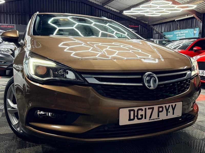Used Vauxhall Astra SRi 150 HP (110 kW) 2017 Bronze Estate