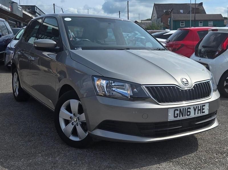 Beige Used 2016 Skoda Fabia SE Hatchback | £10,295 (Fair price) - Image 1/2