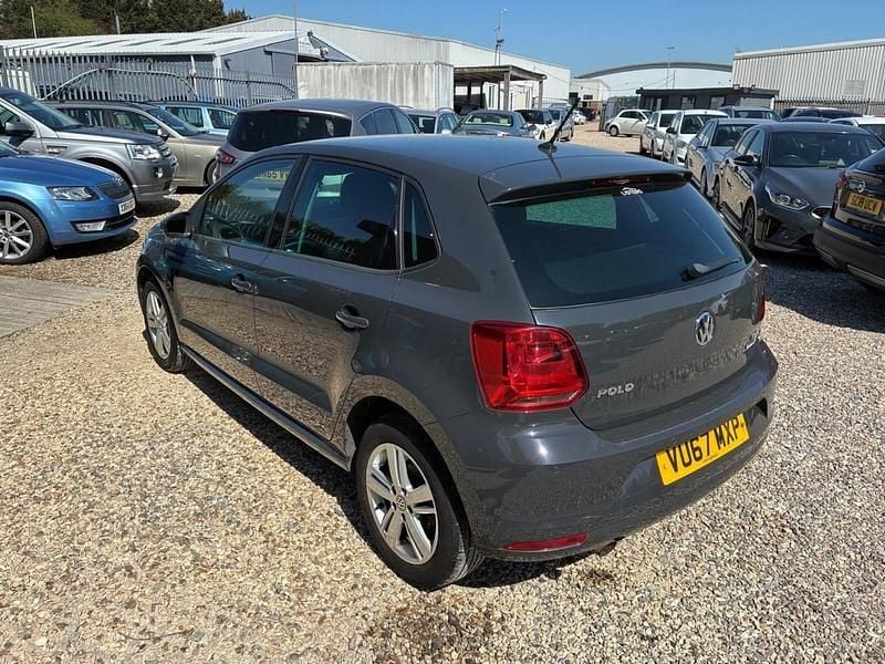 Usado VW Polo Edition 90 HP (66 kW) 2017 Cinzento Citadino