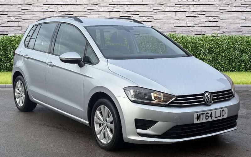 Used VW Golf VII SE 110 HP (80 kW) 2016 Hatchback