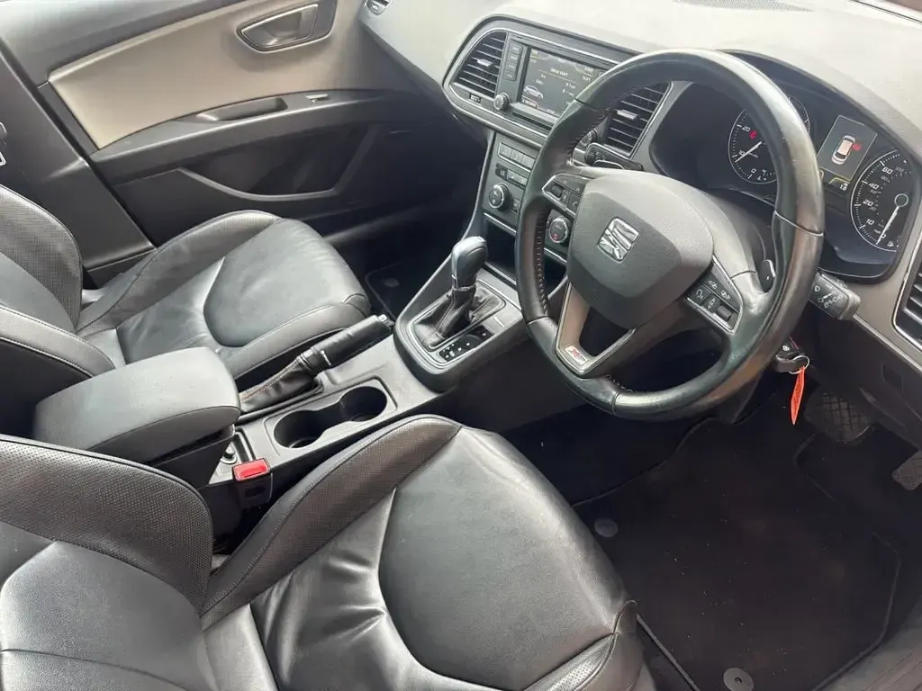 Used Seat Leon X-Perience Sport 184 HP (135 kW) 2014 White Estate