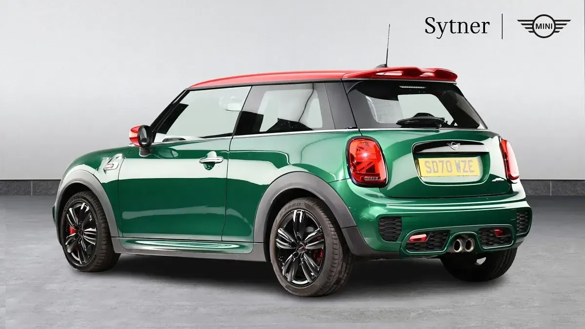 Used Mini John Cooper Works Hatch 228 HP (167 kW) 2020 Green Hatchback