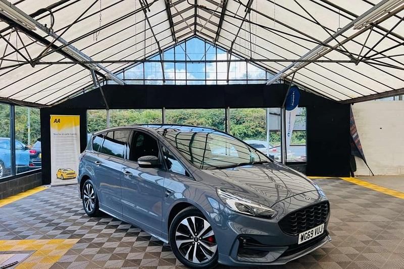 Grey Used 2019 Ford S-MAX ST-Line MPV | £18,475 (Good price) - Image 1/1
