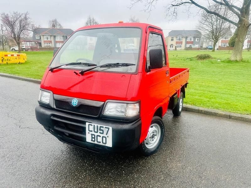 Used Piaggio Porter 64 HP (47 kW) 2008 Red Pickup
