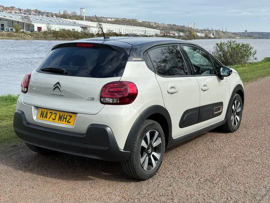Used Citroën C3 PureTech 110 HP (80 kW) 2023 Grey Hatchback