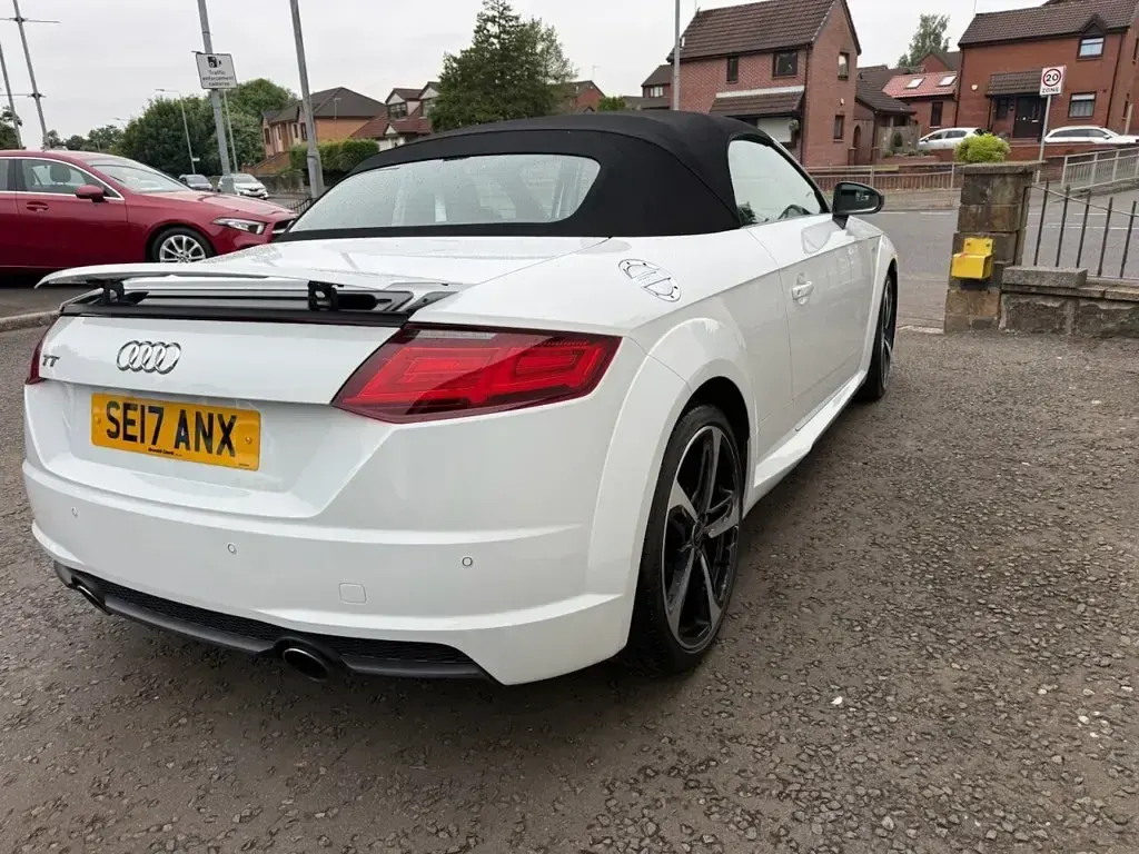 Used Audi TT Roadster Black Edition 180 HP (132 kW) 2017 White Cabriolet